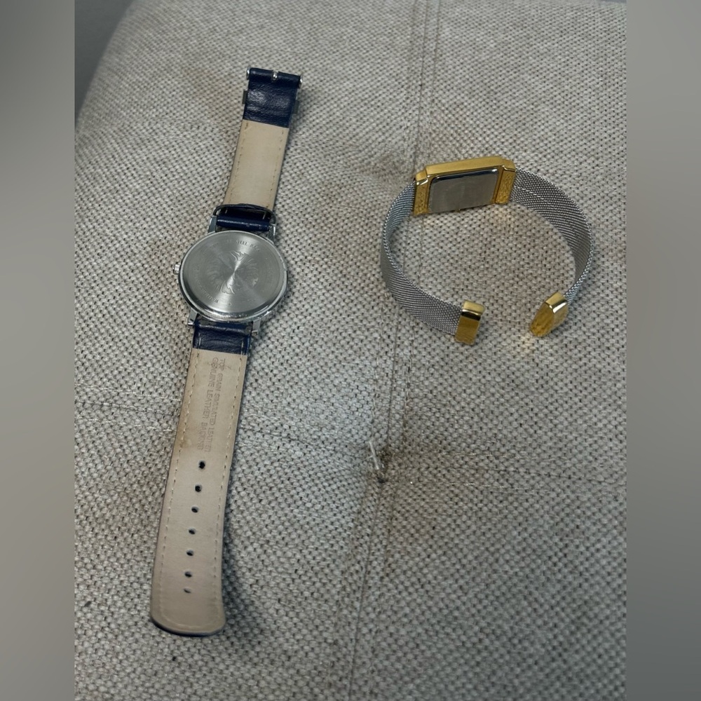 Lot of 5 Womens Watches Nixon, Hello Kitty, Quartz, Anne Klein, Geneva As Is - Picture 11 of 15
